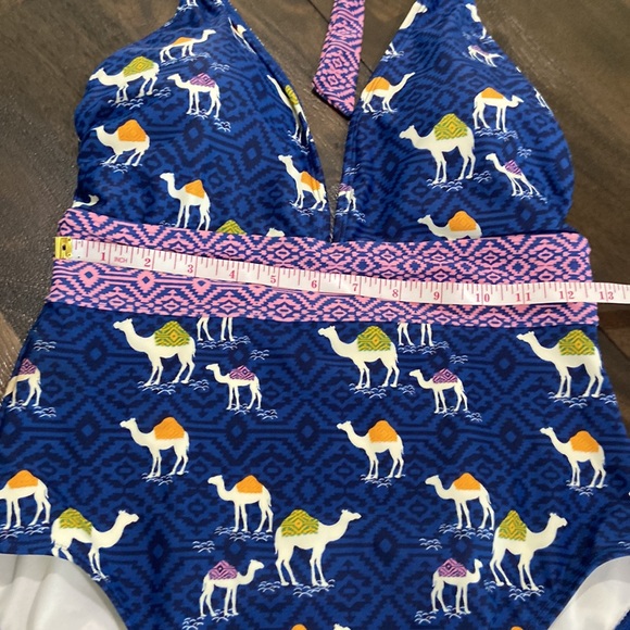 Adore Me Catarina Contour One-Piece Swimsuit Sz M Camel Hump Day Tile Ikat NWOT - Picture 8 of 15